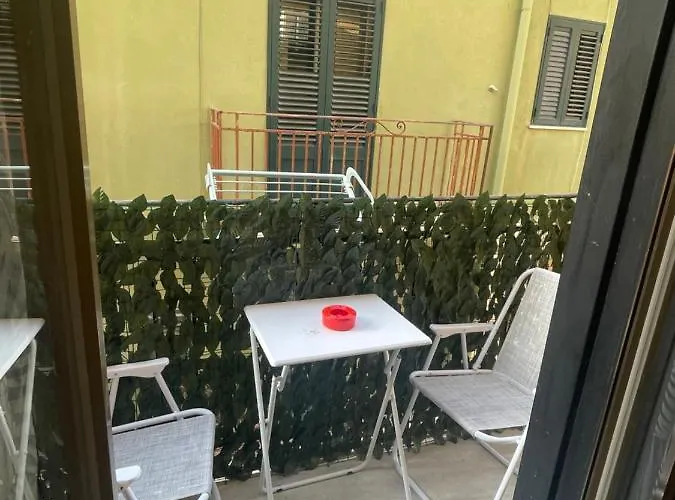 Fronte Mare Arenella Alojamento de Acomodação e Pequeno-almoço *
