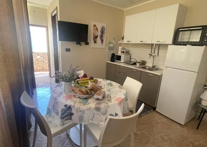 Alojamento de Acomodação e Pequeno-almoço Fronte Mare Arenella *