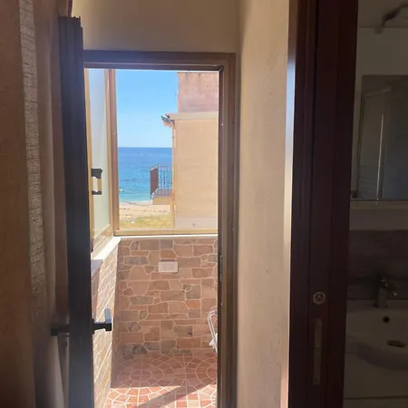 Fronte Mare Arenella Palerme