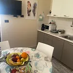 فندق مبيت وإفطار Fronte Mare Arenella *