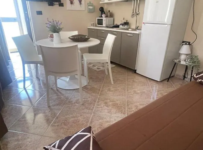 Fronte Mare Arenella Palermo