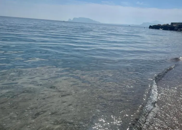 Fronte Mare Arenella Bed & Breakfast *